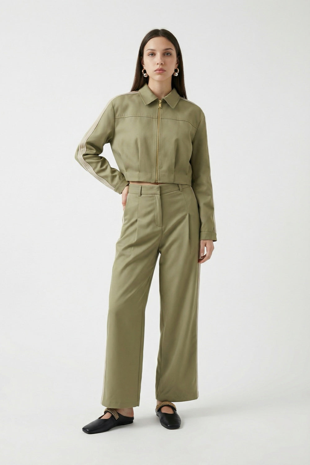 Ön Pileli Şeritli Bol Paça Pantolon Haki