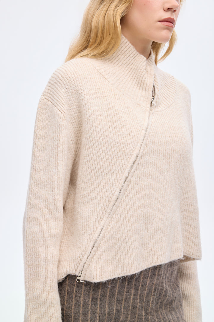 Asimetrik Fermuarlı Triko Kazak Taş