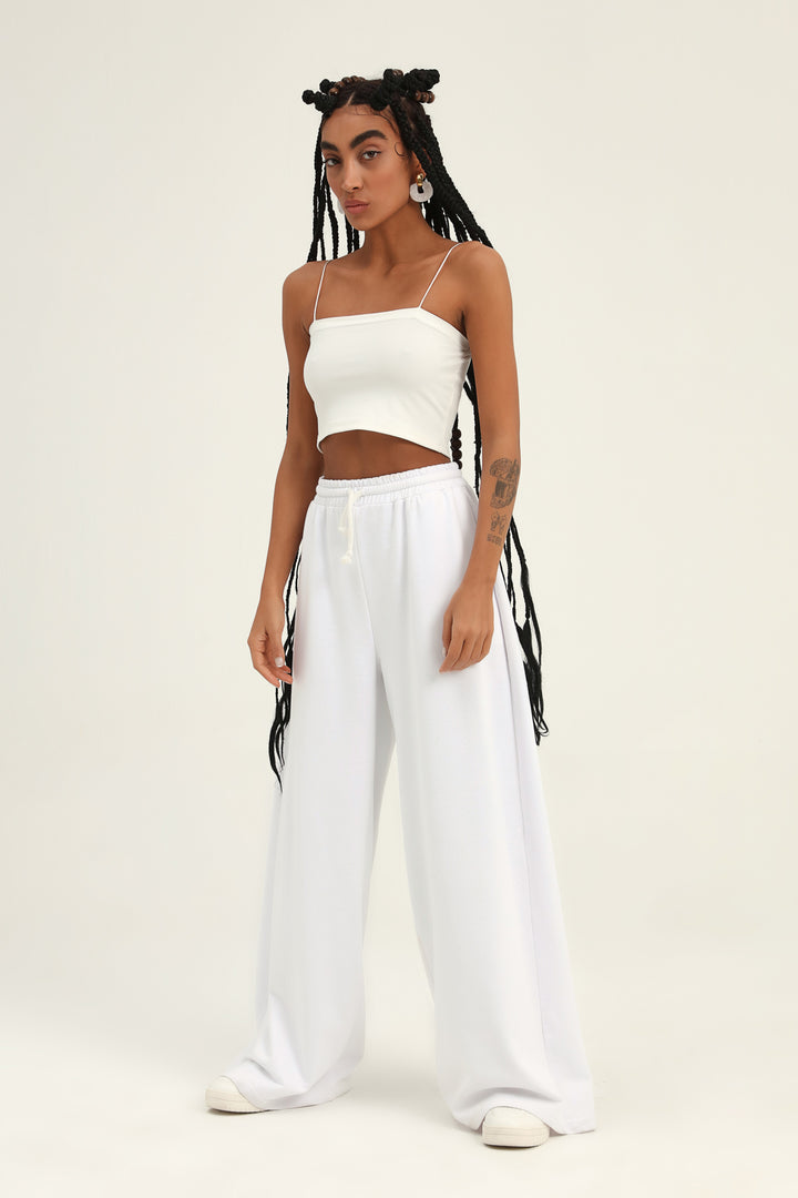 Beli Lastikli Bol Paça Eşofman Beyaz