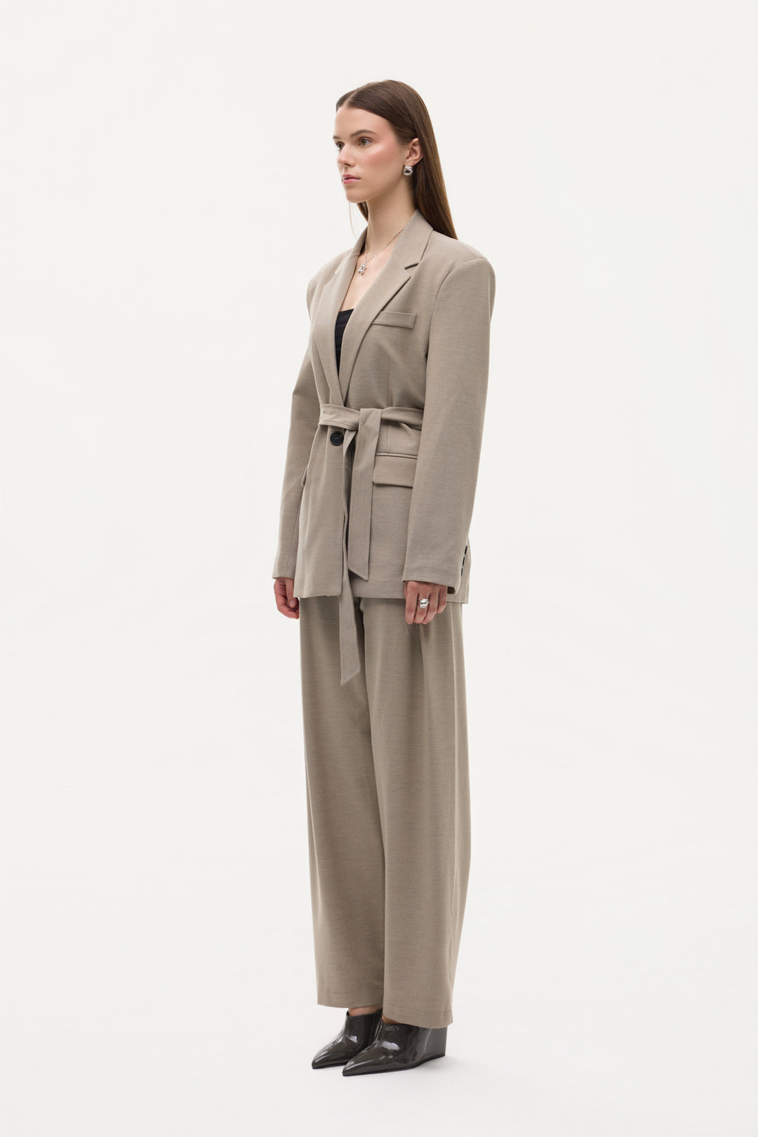 Kuşaklı Tek Düğmeli Oversize Blazer Ceket Vizon