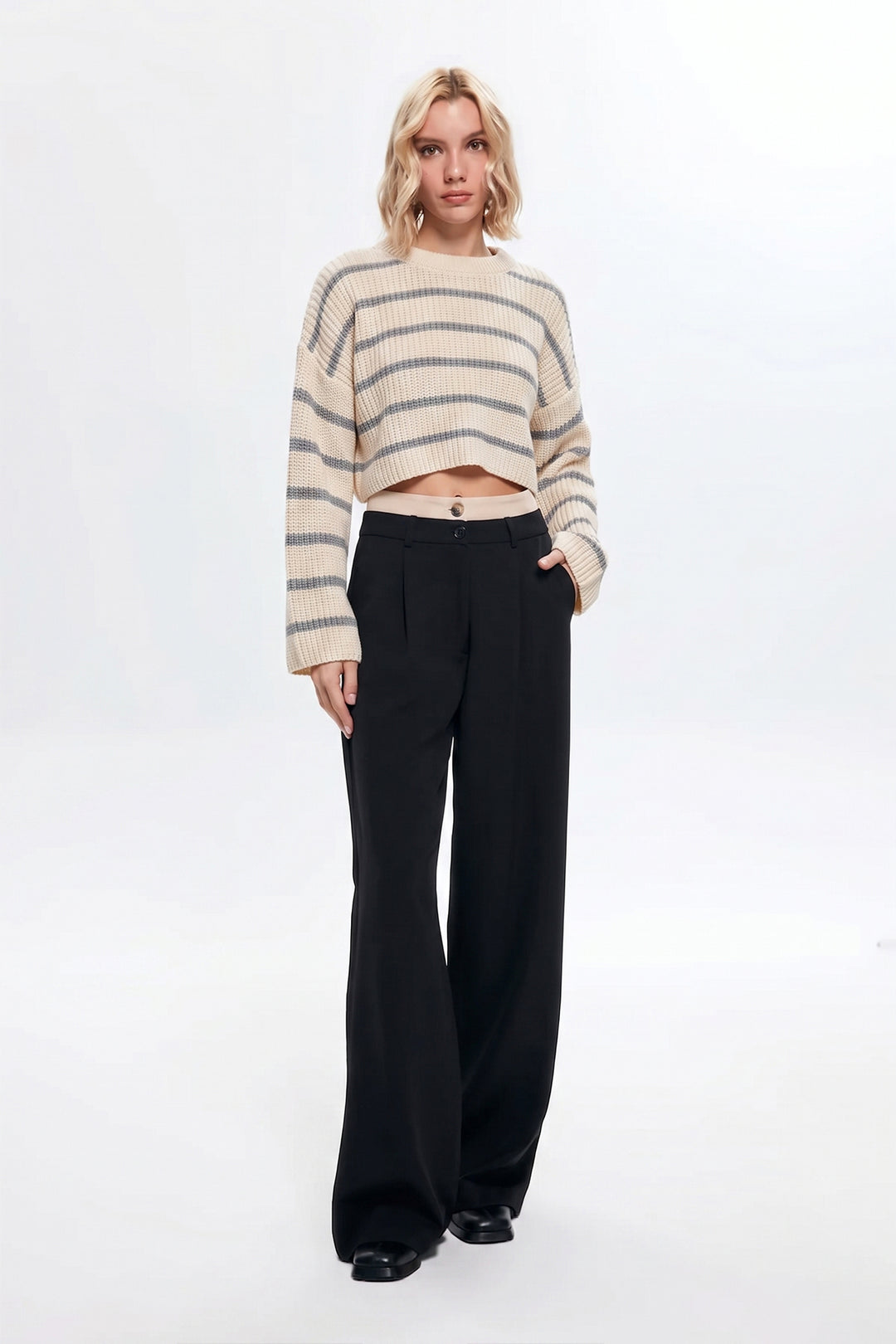 Çizgi Detaylı Crop Triko Kazak Krem-Gri