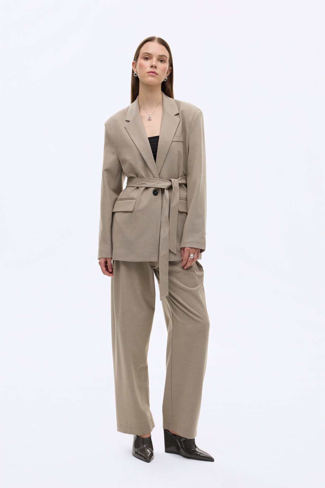 Kuşaklı Tek Düğmeli Oversize Blazer Ceket Vizon