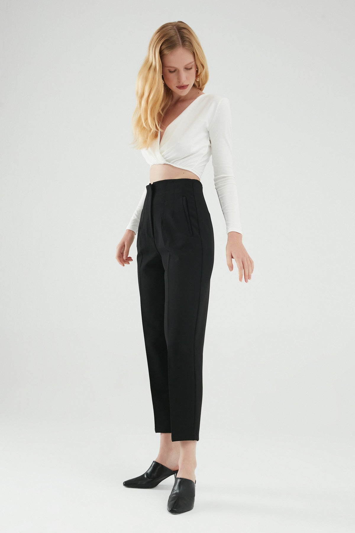 Plier Detailed Trousers Black