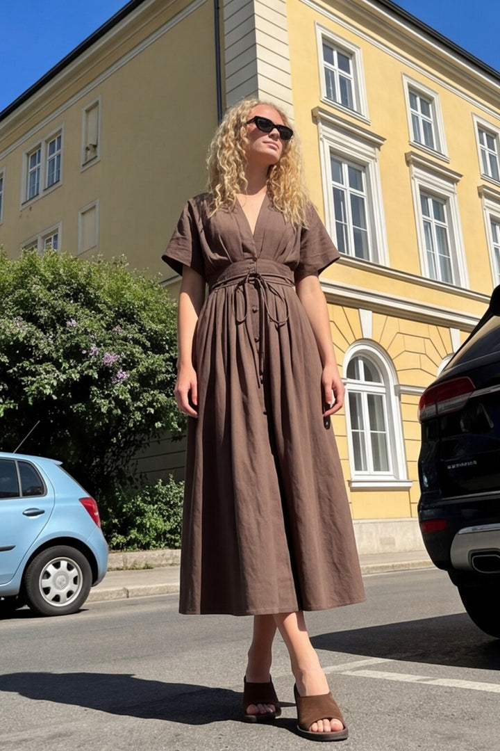 Beli Bağcıklı V Yaka Midi Elbise Kahverengi