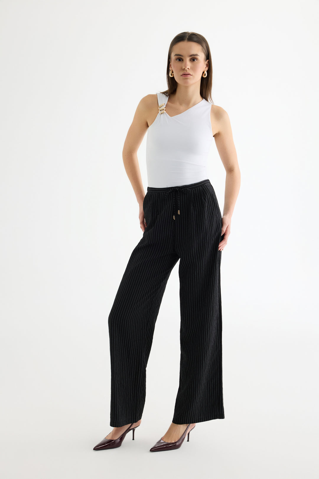 Çizgili Bağcıklı Bol Paça Pantolon Siyah