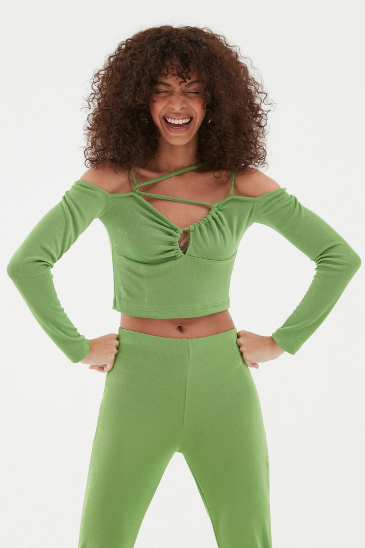 Cross Strap Off Shoulder Crop Blouse Green