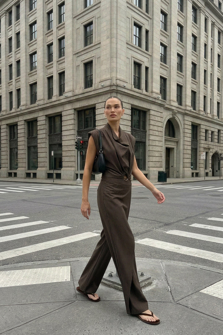 Kruvaze Kapamalı Çizgili Pantolon Kahverengi