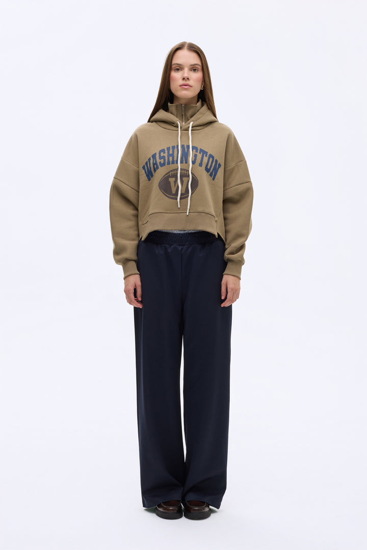 Dik Yaka Detaylı Önü Baskılı Kapüşonlu Sweatshirt Haki