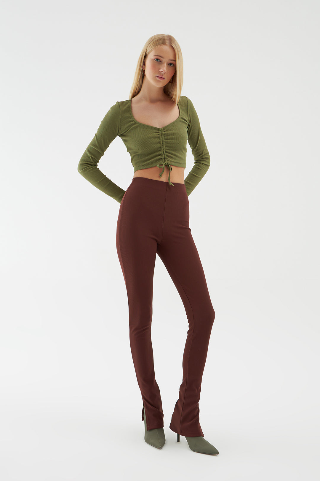 Yanı Yırtmaçlı Pantolon Kahverengi