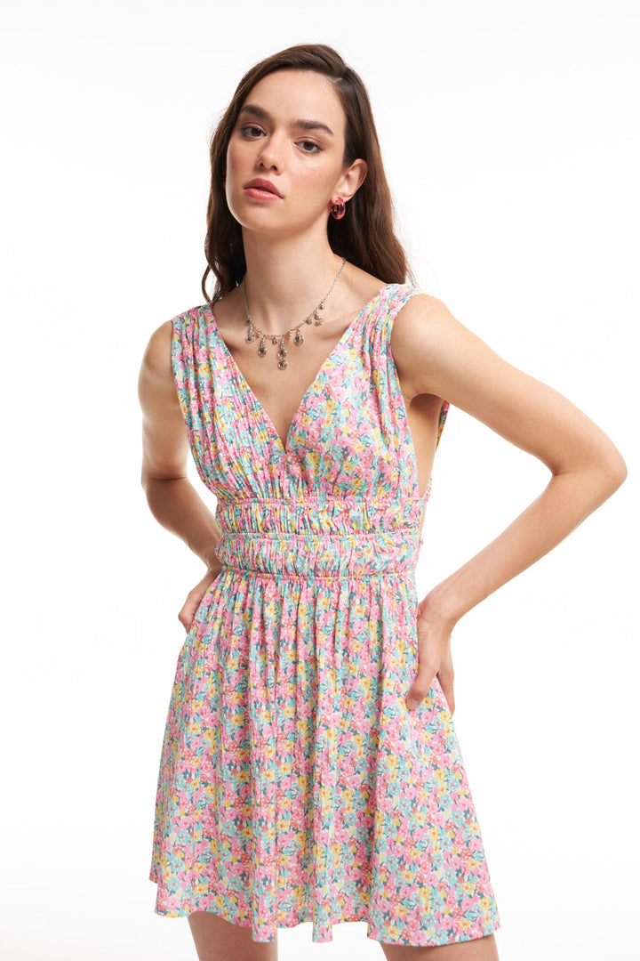 Low Back Pleated Dress Pink