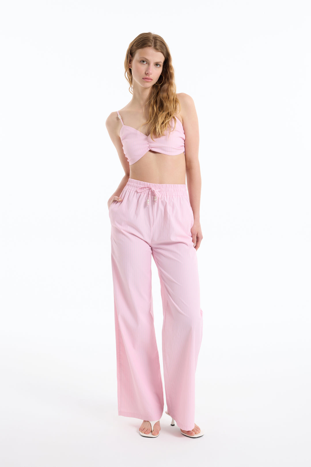Beli Lastikli İnce Çizgili Geniş Paça Pantolon Pembe