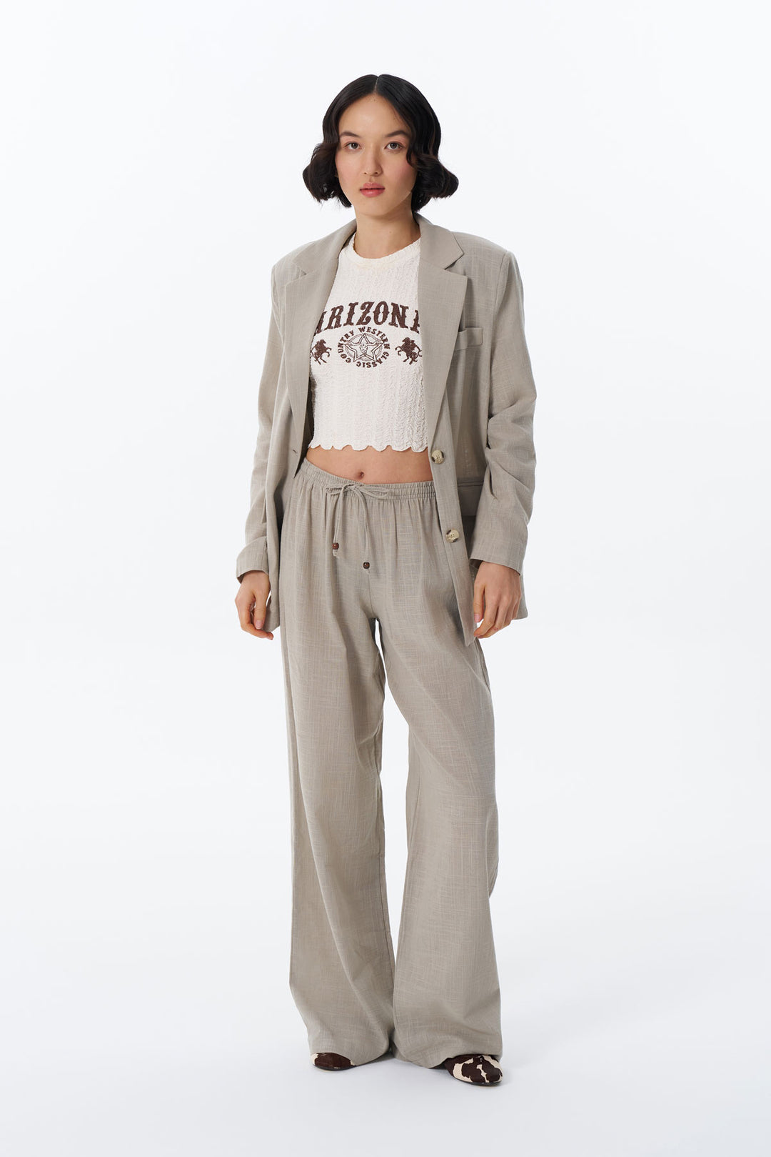 Bağcık Detaylı Beli Lastikli Bol Pantolon Bej