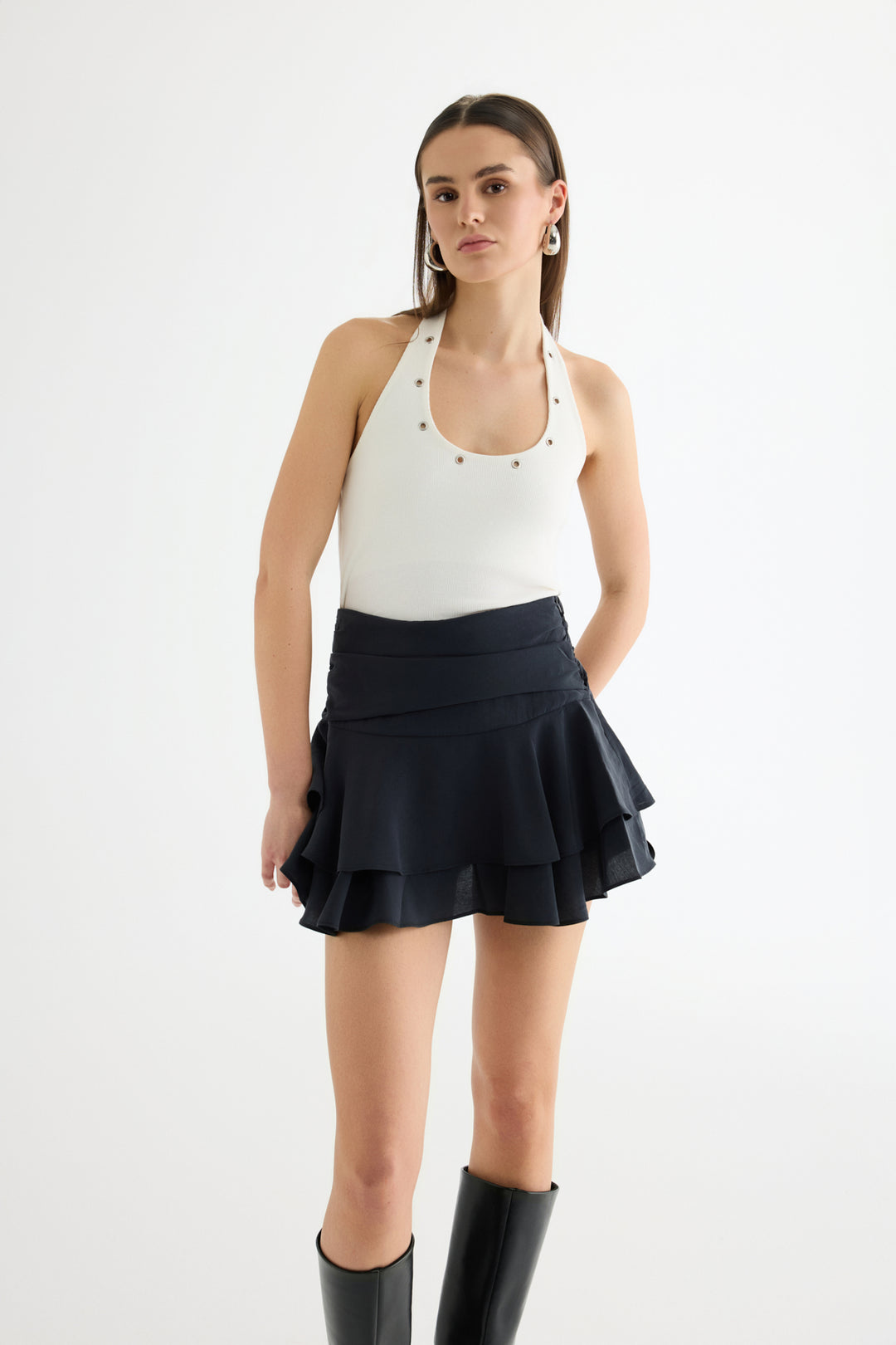 Katlı Volanlı Mini Etek Siyah