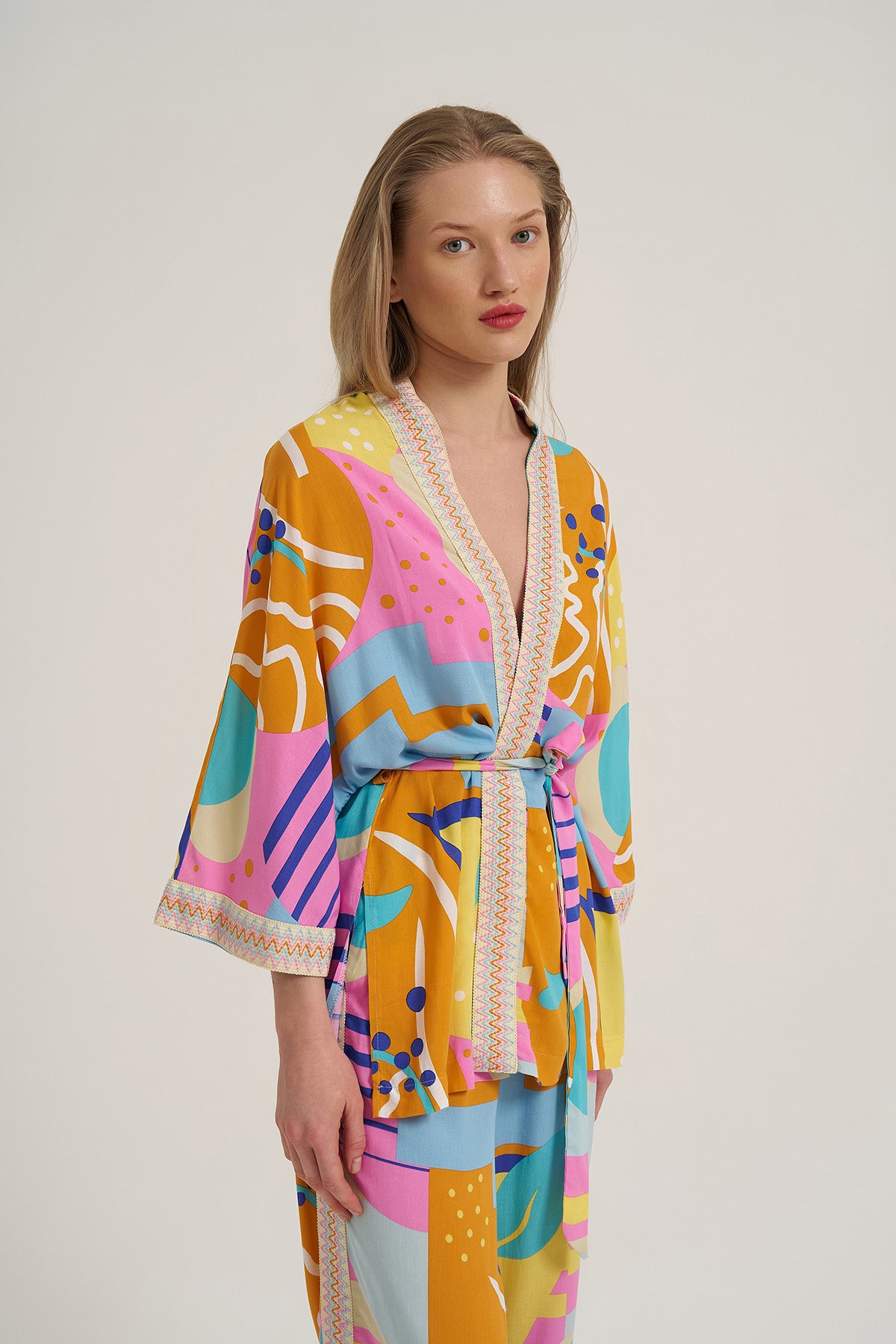 Bağlama Detaylı Renkli Desenli Kimono Turuncu
