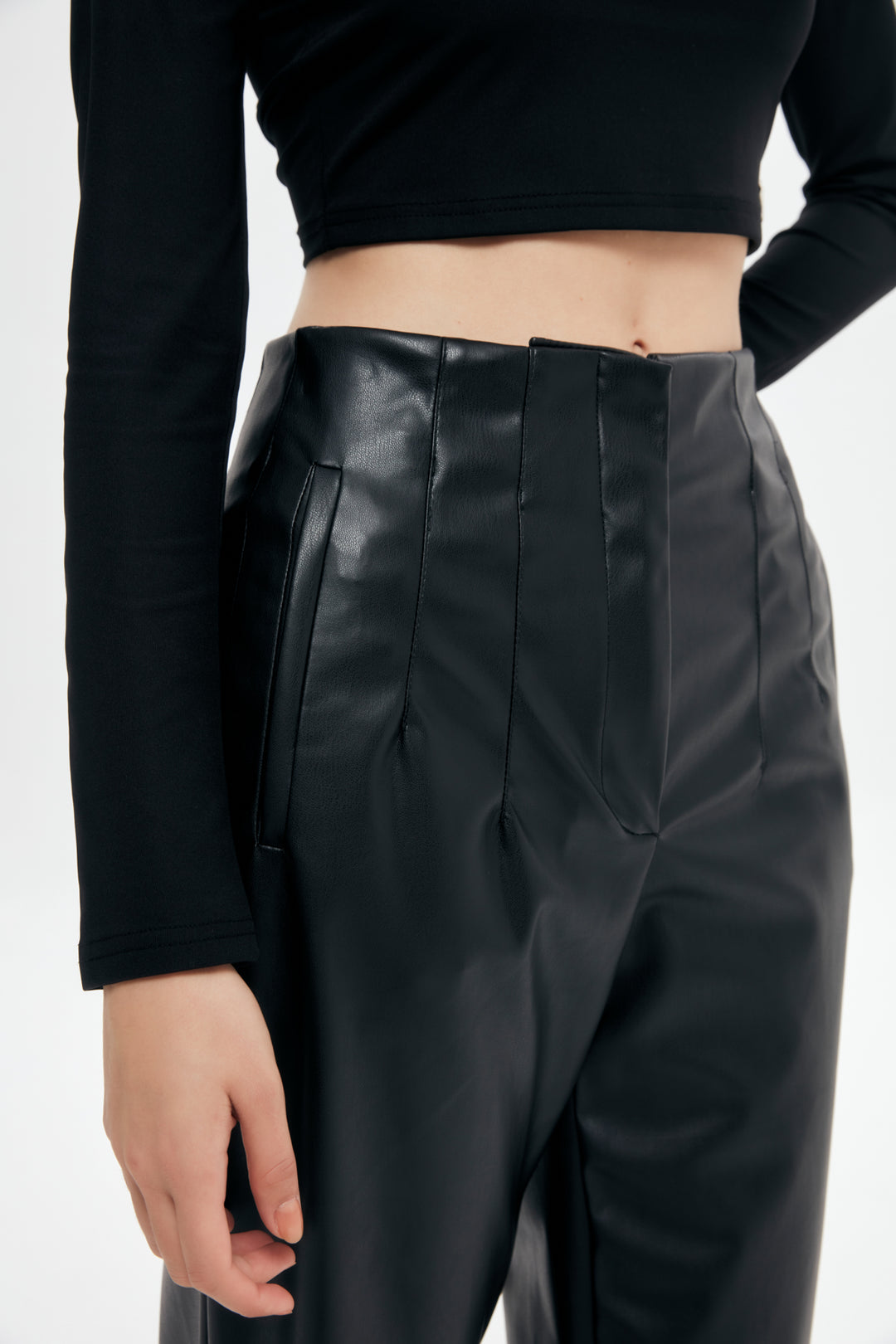 Plier Detailed Leather Trousers Black