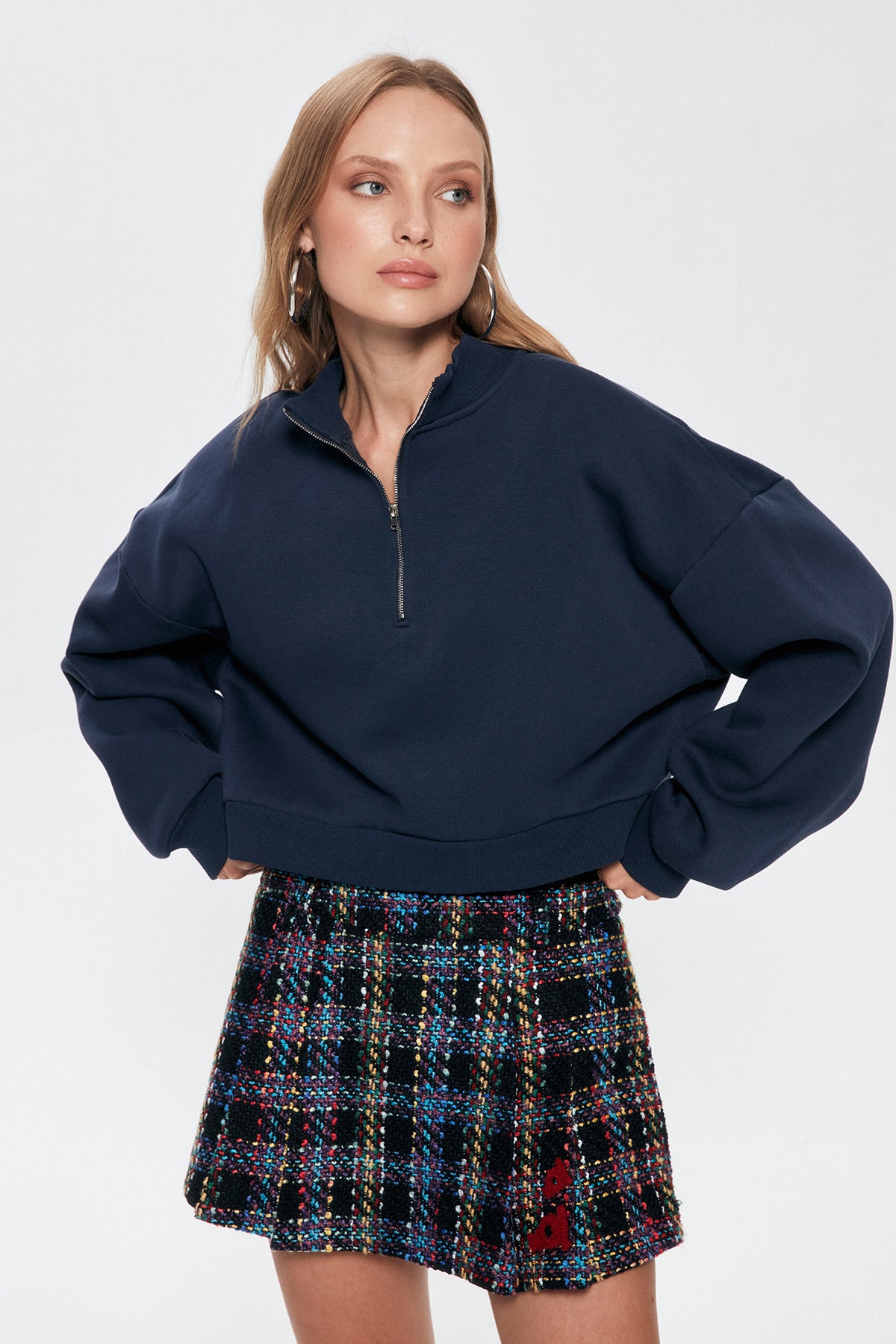 Zipper Detailed Crop Sweatshirt Navy Blue