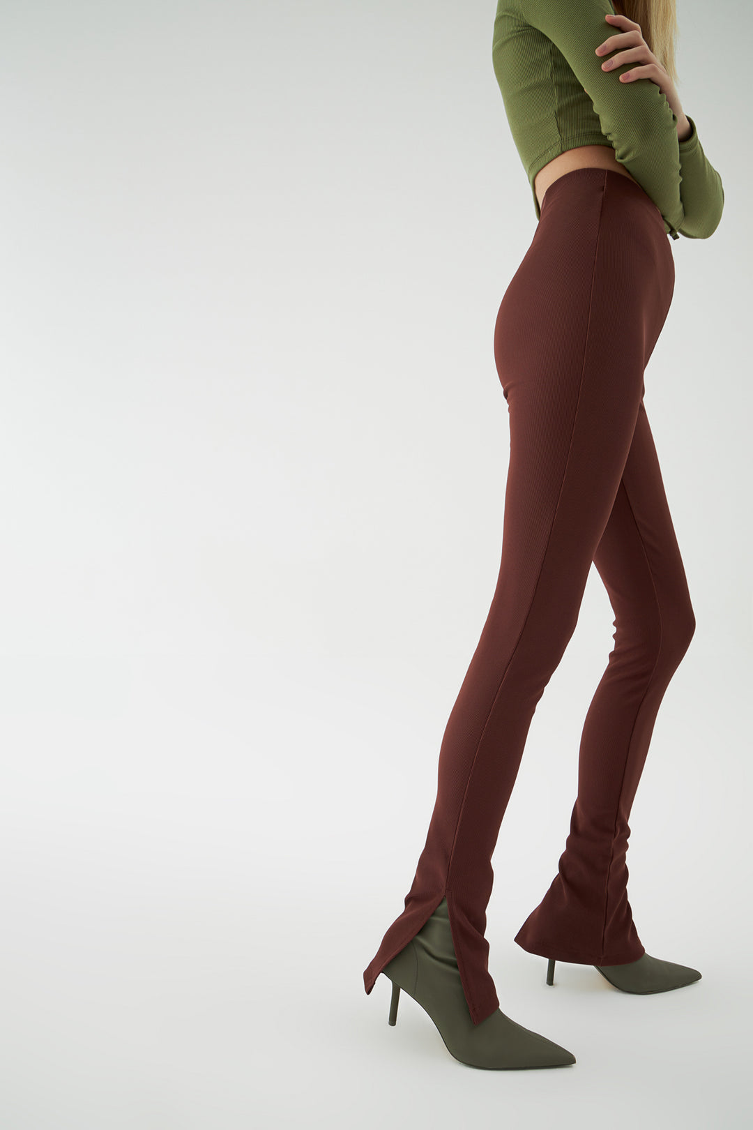 Yanı Yırtmaçlı Pantolon Kahverengi