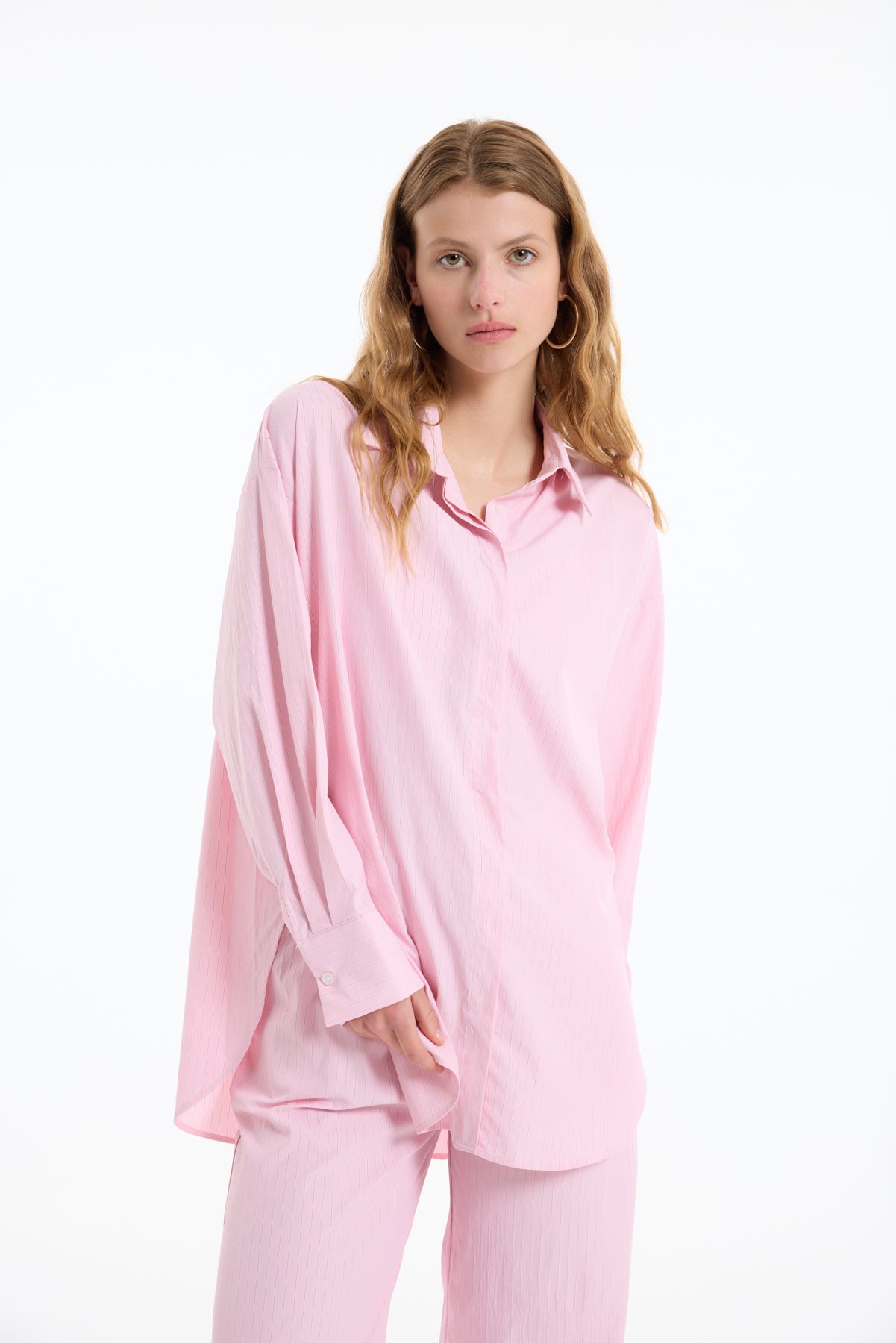 İnce Çizgili Oversize Gömlek Pembe