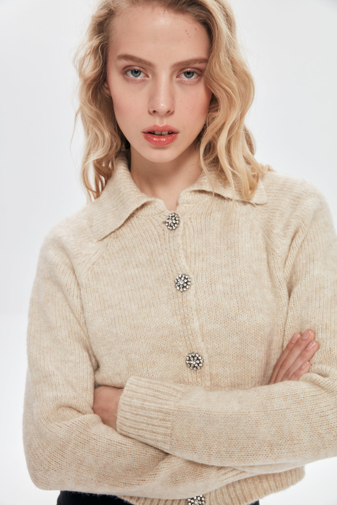 Düğme Detaylı Triko Hırka Taş