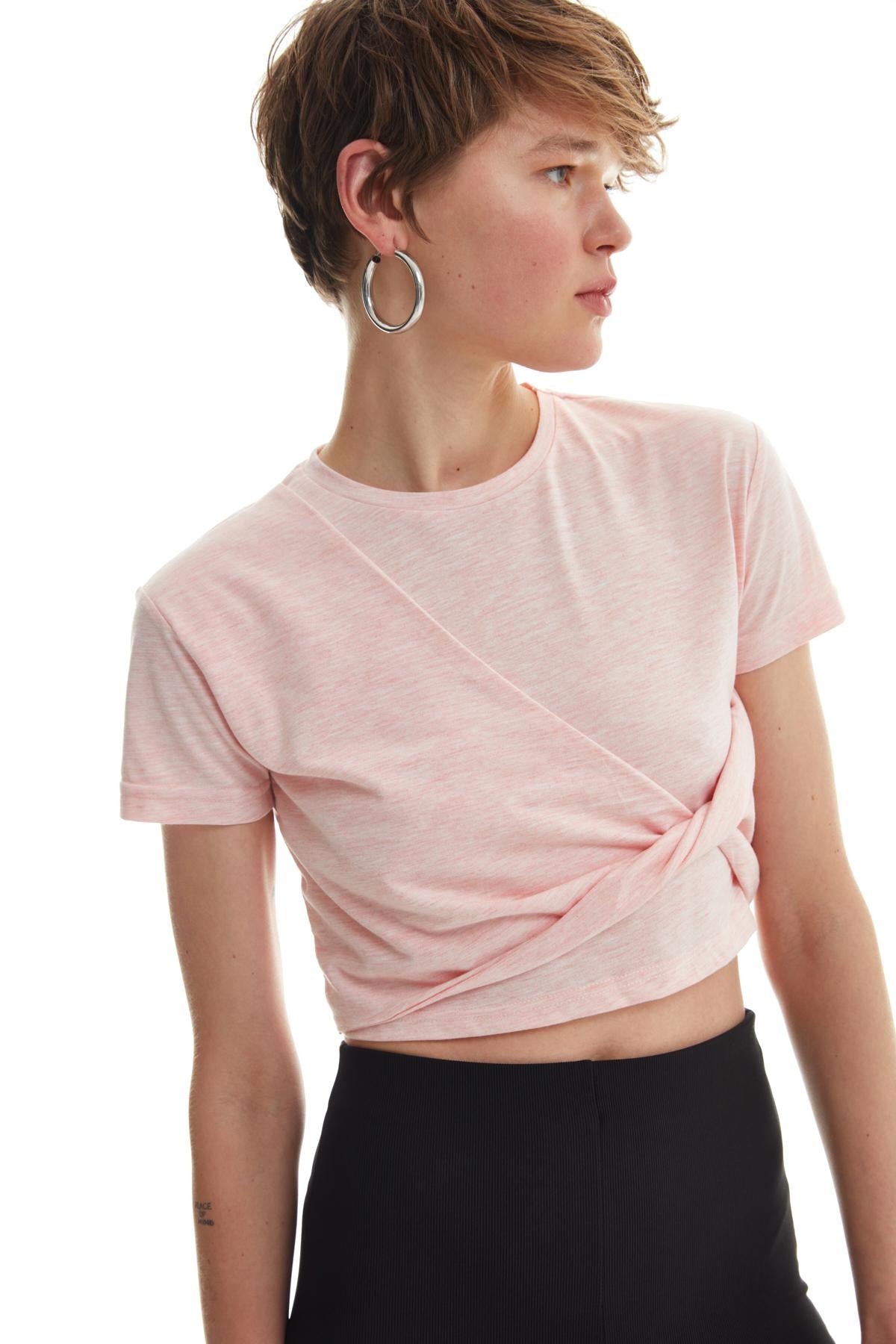 Knot Detailed Crop T-Shirt Red