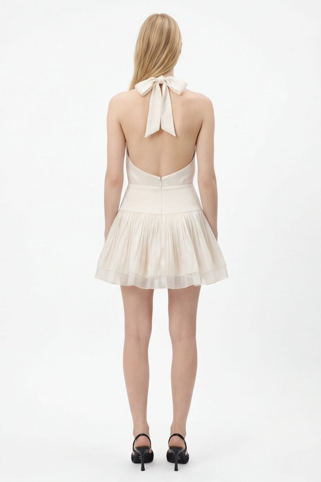 Boyundan Bağlamalı Volanlı Mini Elbise Bej