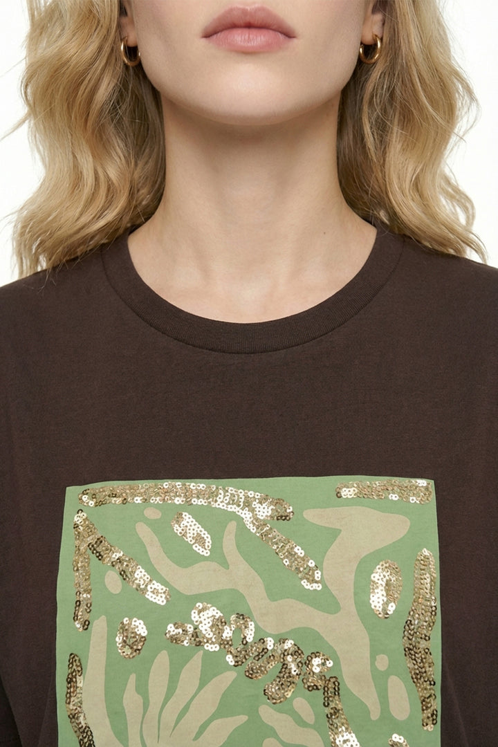 Pul İşlemeli Baskılı Oversize Tişört Kahverengi