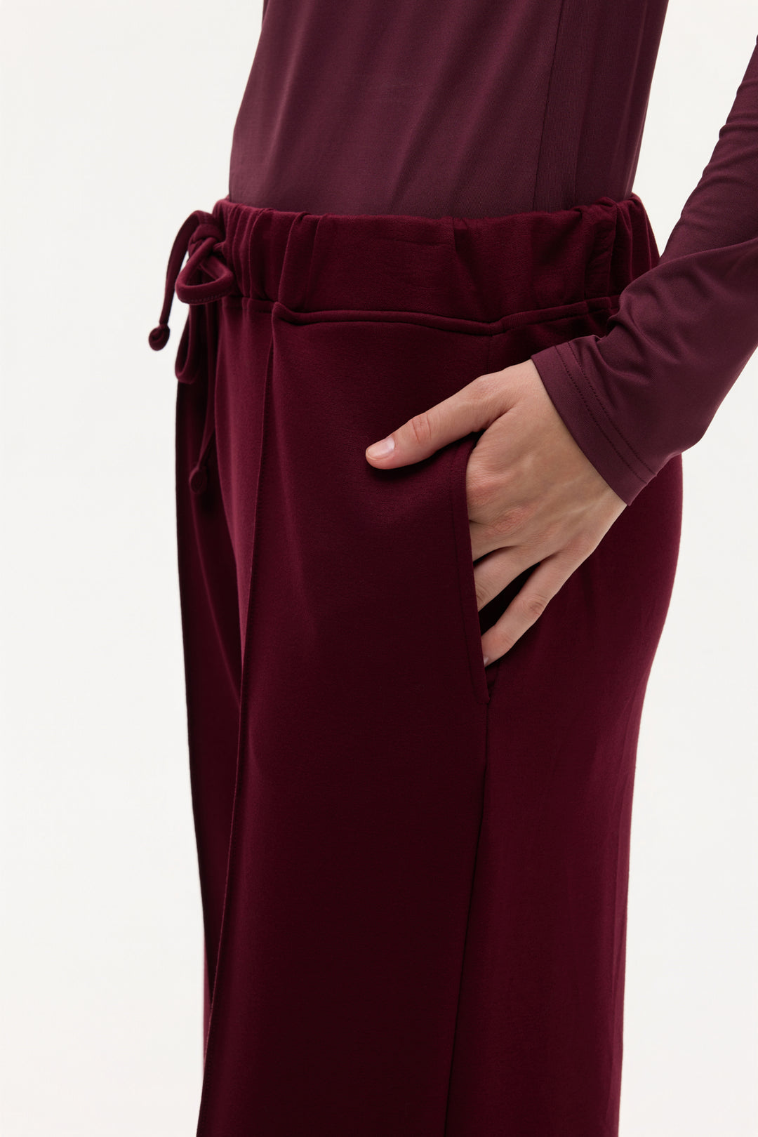 Dikiş Detaylı Yumuşak Dokulu Bol Paça Pantolon Vişne