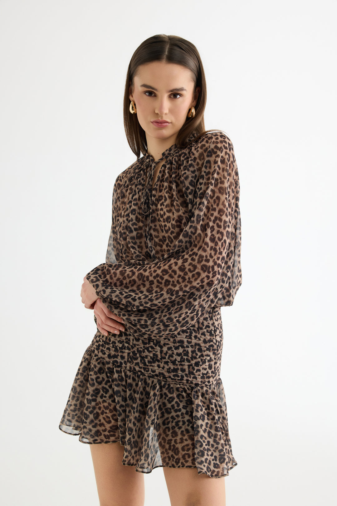 Leopar Desenli Bağcıklı Şifon Bluz Kahverengi