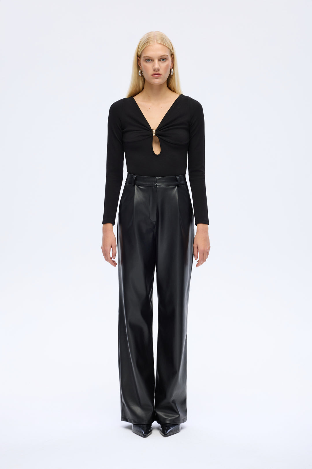 Halka Aksesuarlı Uzun Kollu Bodysuit Siyah