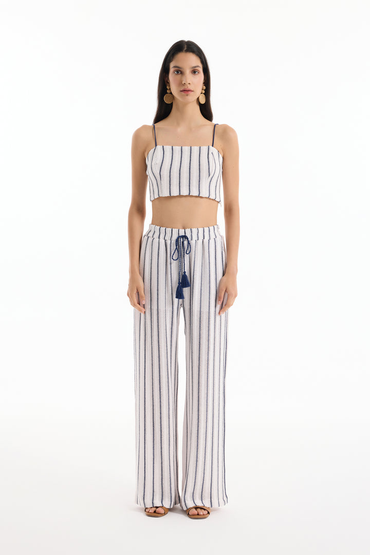 Çizgi Detaylı Askılı Crop Bluz Ekru