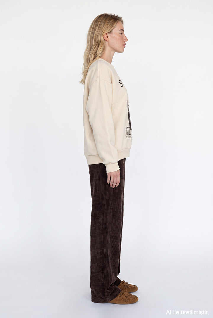 Leopar ve Yazı Baskılı Oversize Sweatshirt Bej