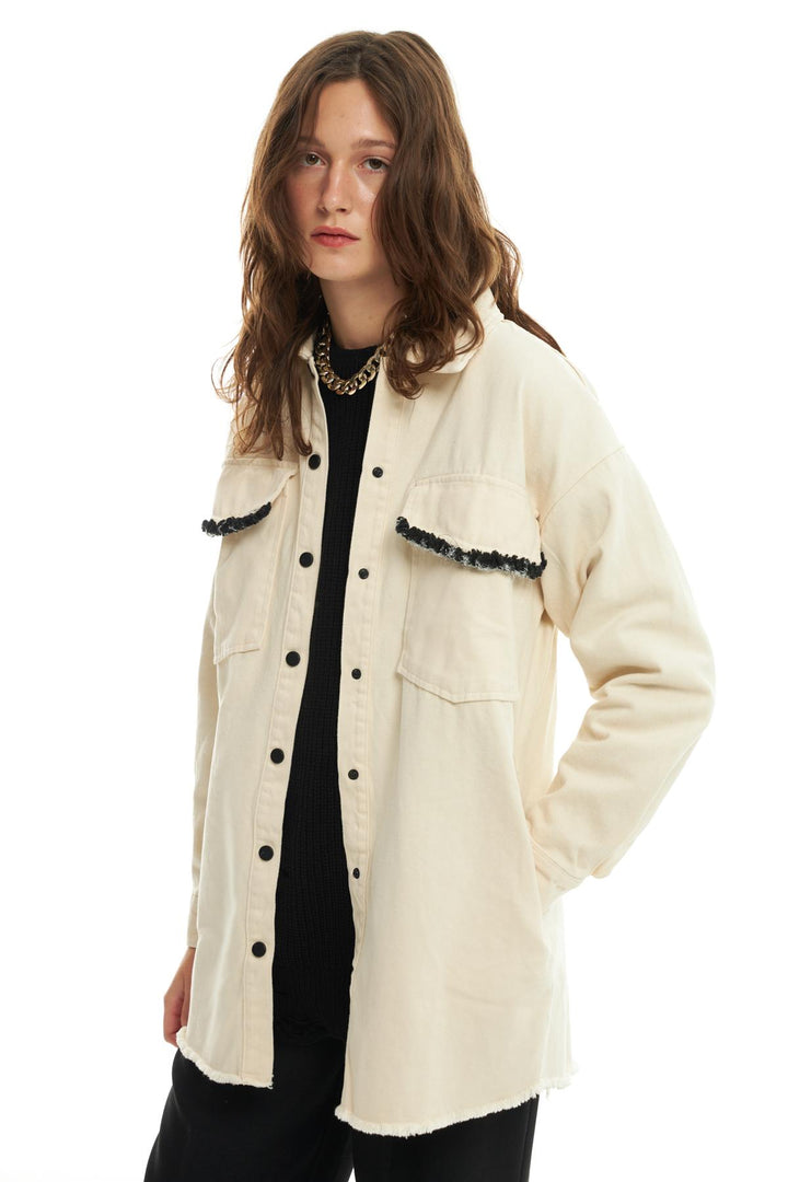 Büyük Cepli Püsküllü Ceket Naturel