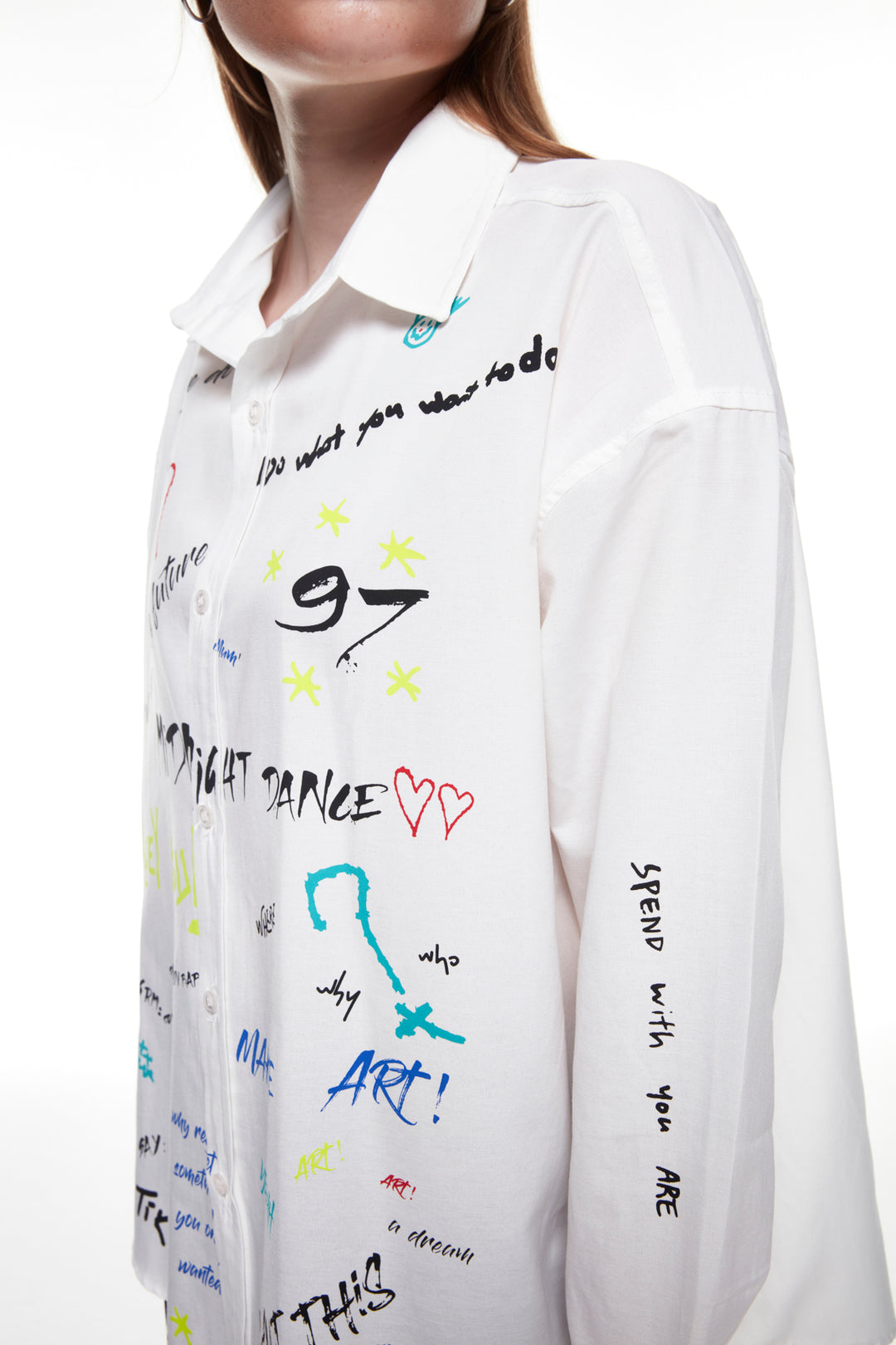 Renkli Yazı Desen Baskılı Gömlek Ekru