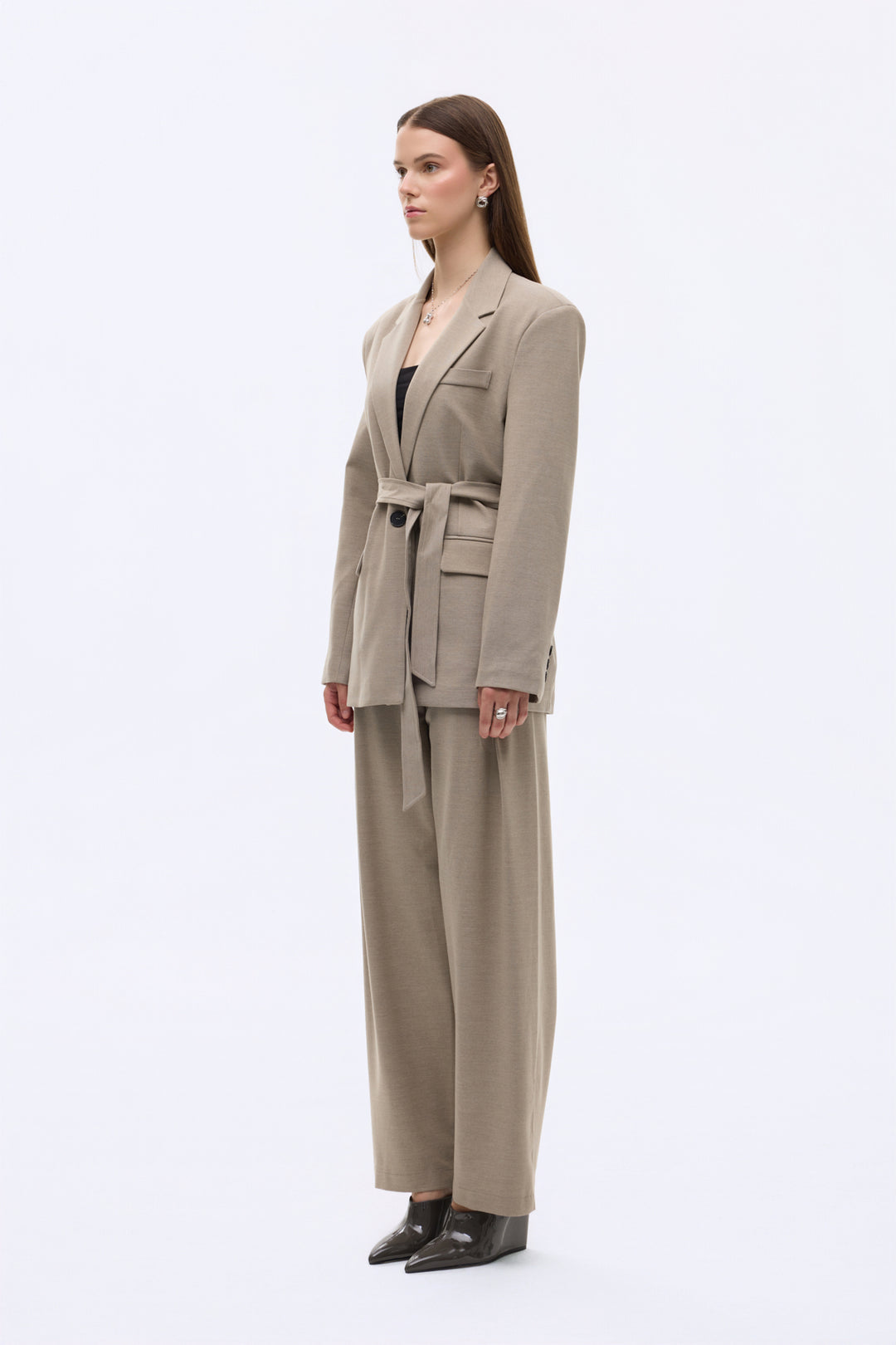 Kuşaklı Tek Düğmeli Oversize Blazer Ceket Vizon