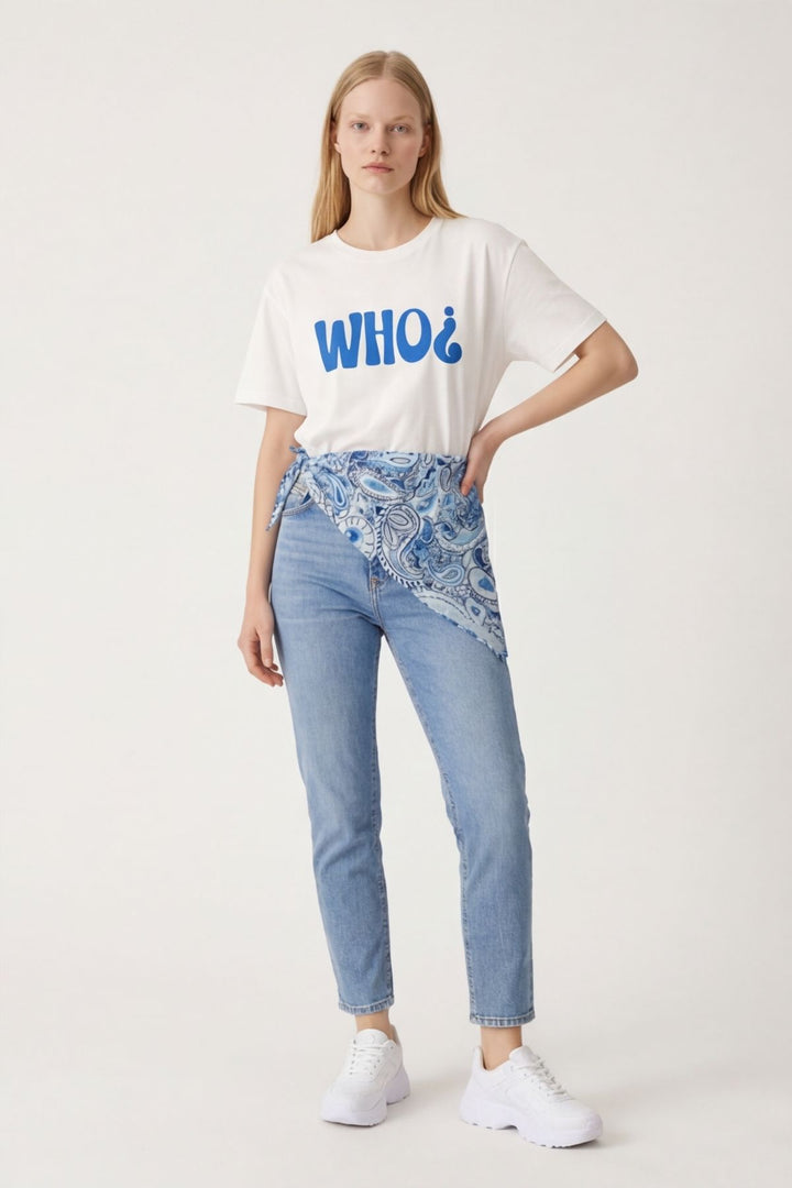 Şal Bağlamalı Yazı Baskılı Oversize Tişört Ekru