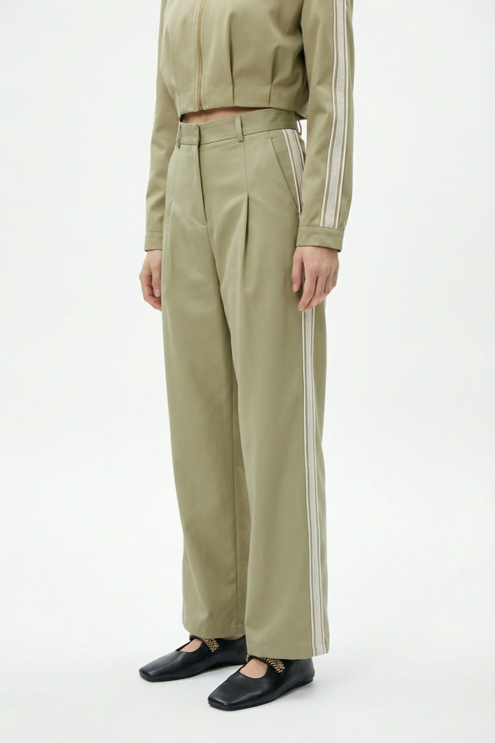 Ön Pileli Şeritli Bol Paça Pantolon Haki