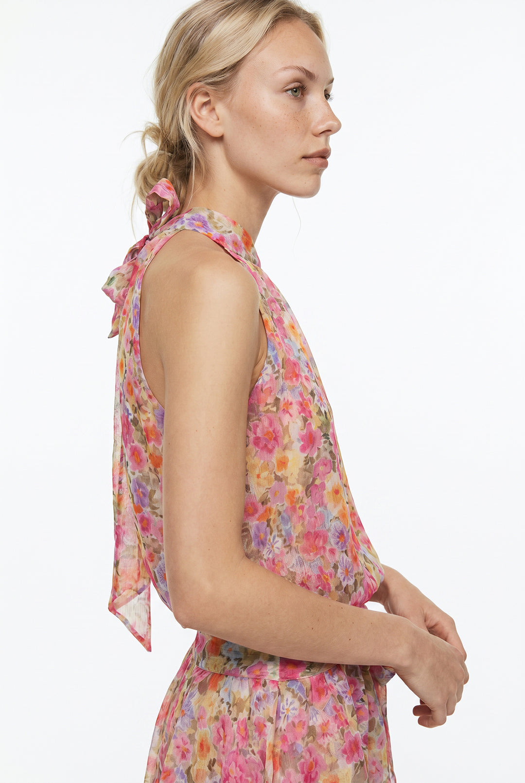 Çiçek Desenli Halter Yaka Crop Bluz Pembe
