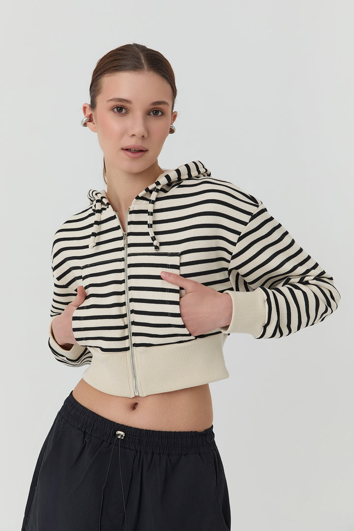 Çizgi Detaylı Kapüşonlu Crop Hırka Açık Bej