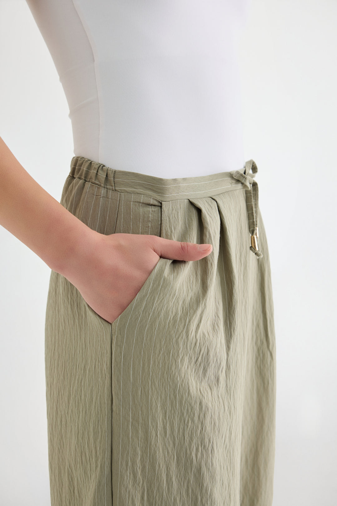 Çizgili Bağcıklı Bol Paça Pantolon Haki