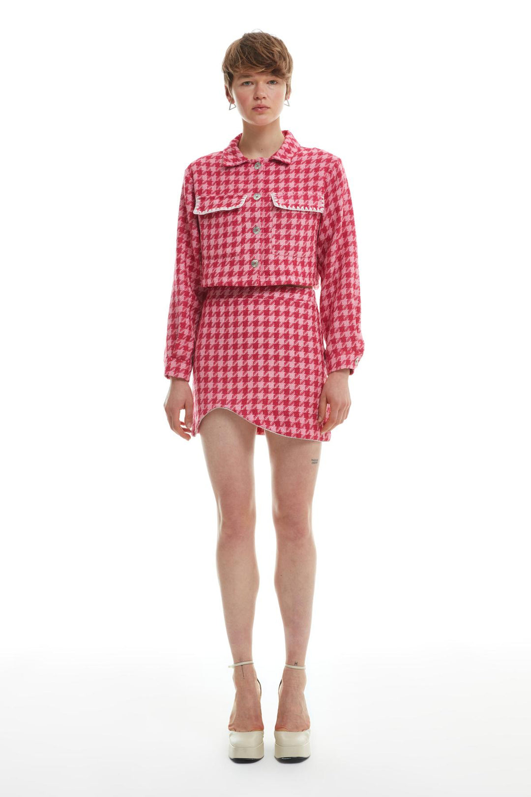 Pocket Detailed Tweed Crop Shirt Fuchsia