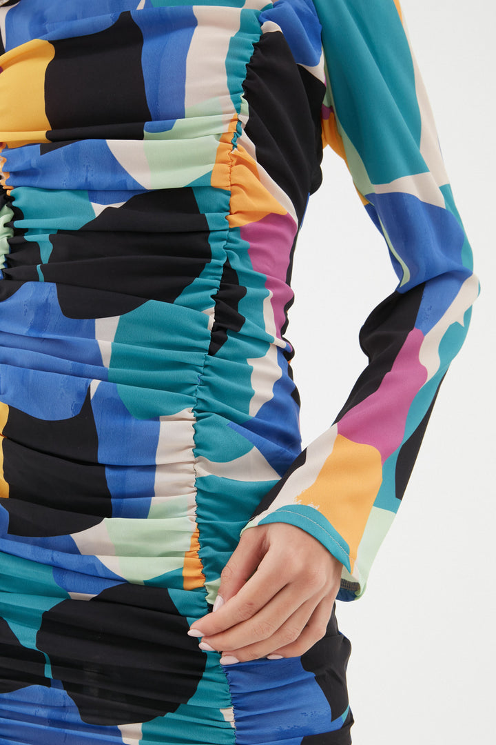 Renkli Desenli Büzgülü Elbise Mavi