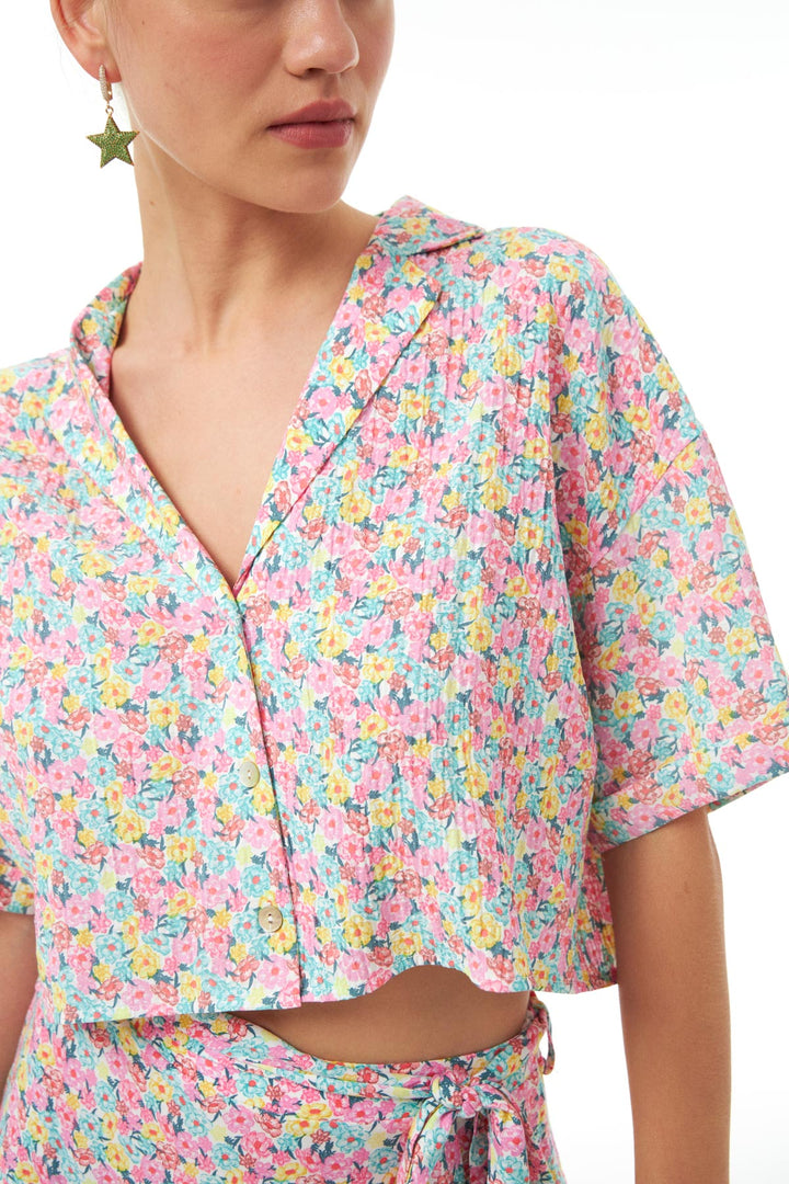 Floral Pattern Crop Shirt Pink