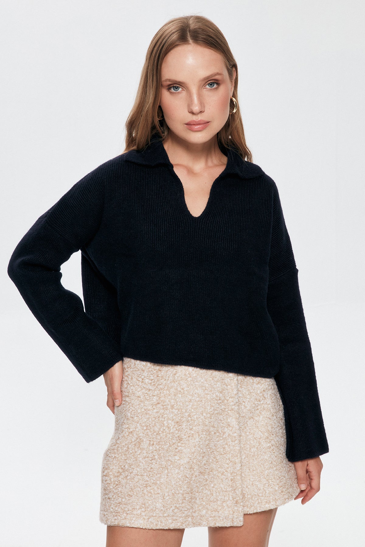 Shirt Collar Crop Sweater Navy Blue