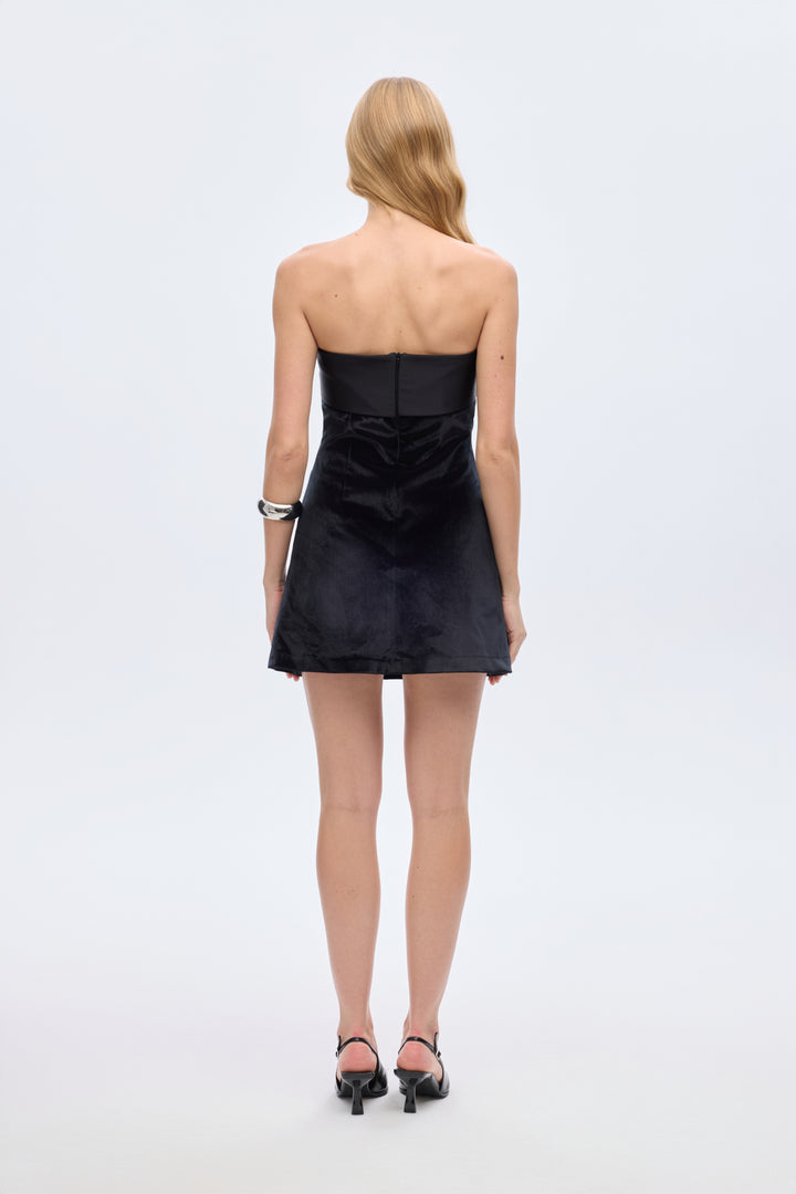 Saten Bantlı Kadife Straplez Mini Elbise Siyah