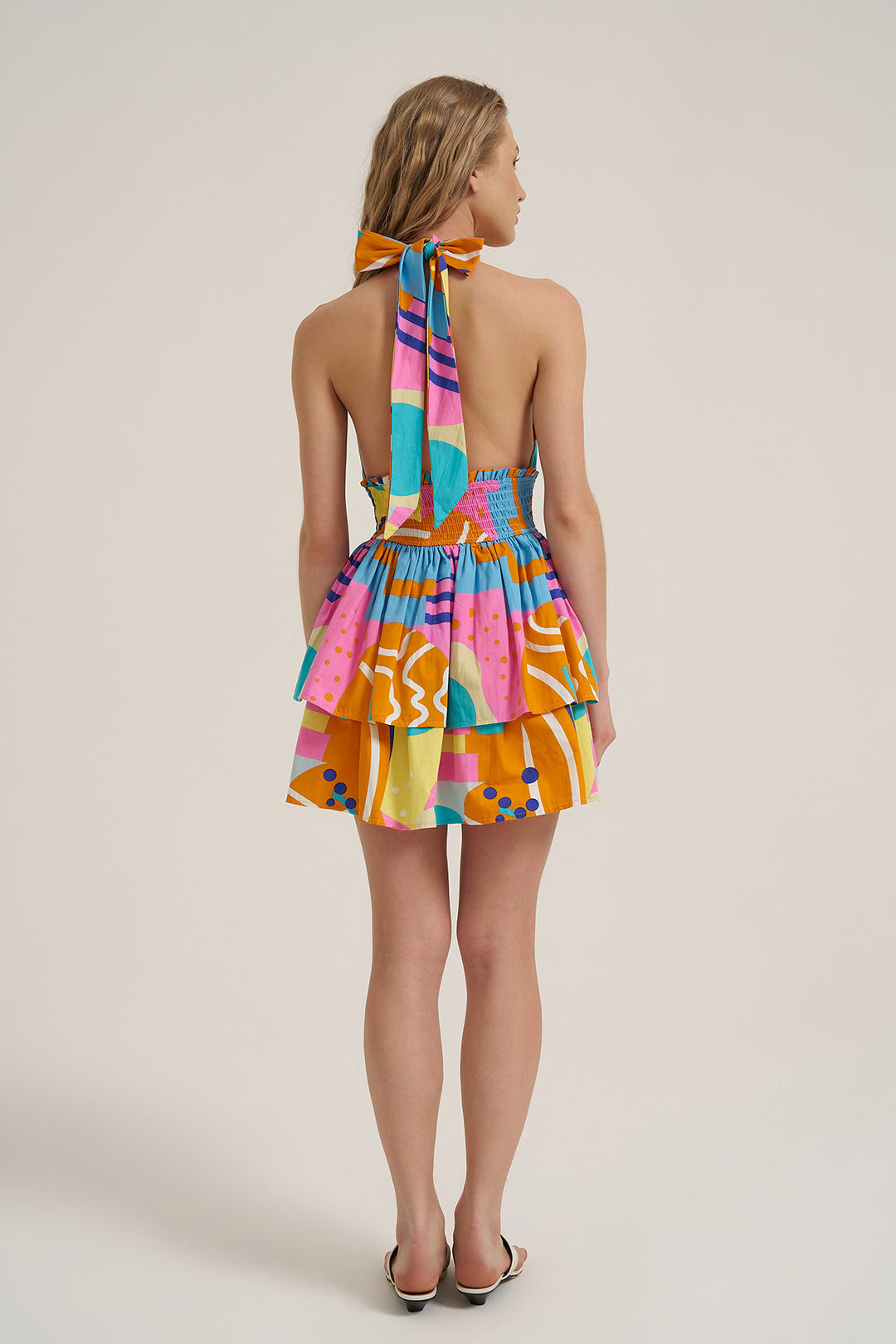 Boyundan Bağlama Detaylı Renkli Desenli Mini Elbise Turuncu