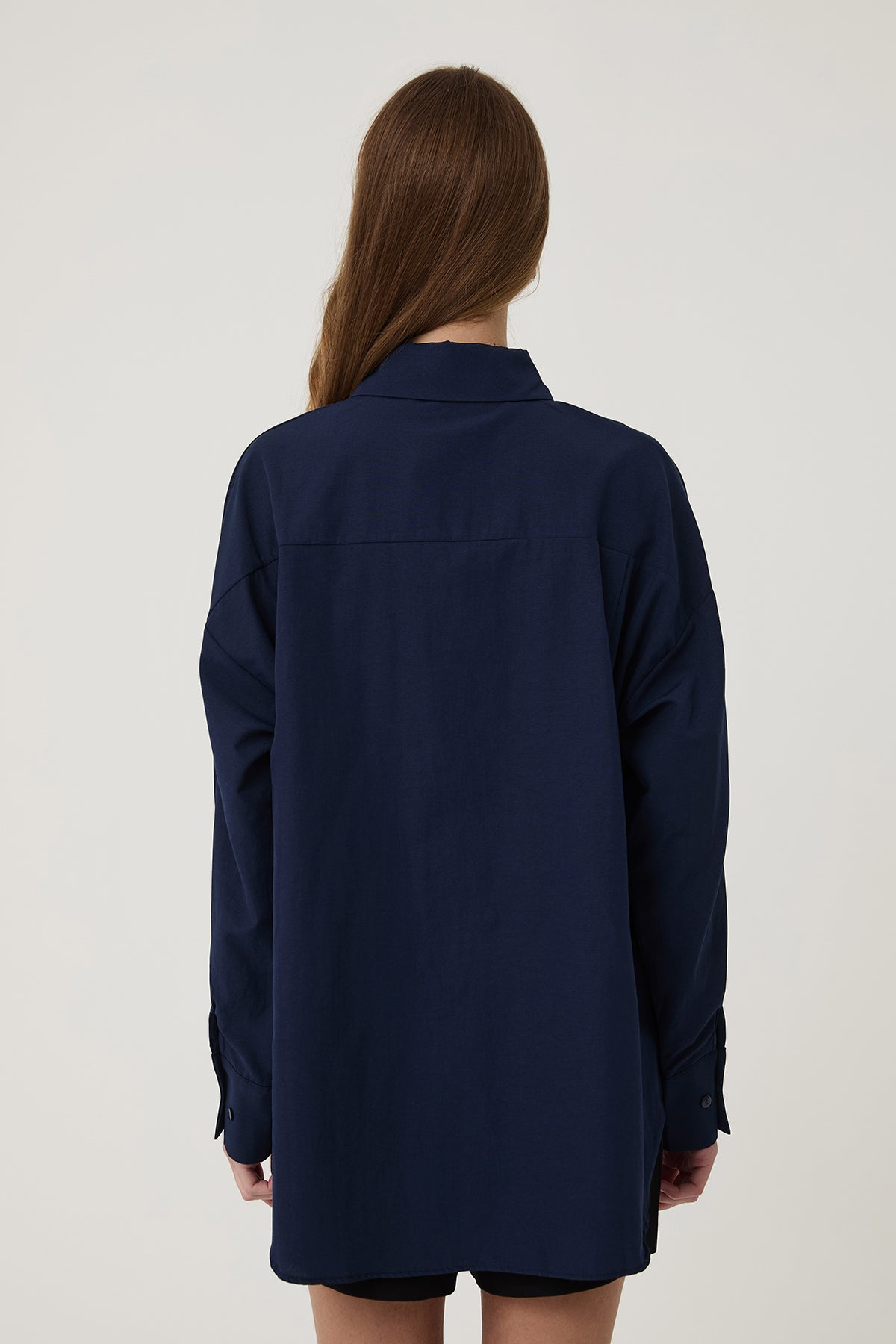 Neu Goods ▶︎ R Oversize Gömlek Lacivert – QUZU