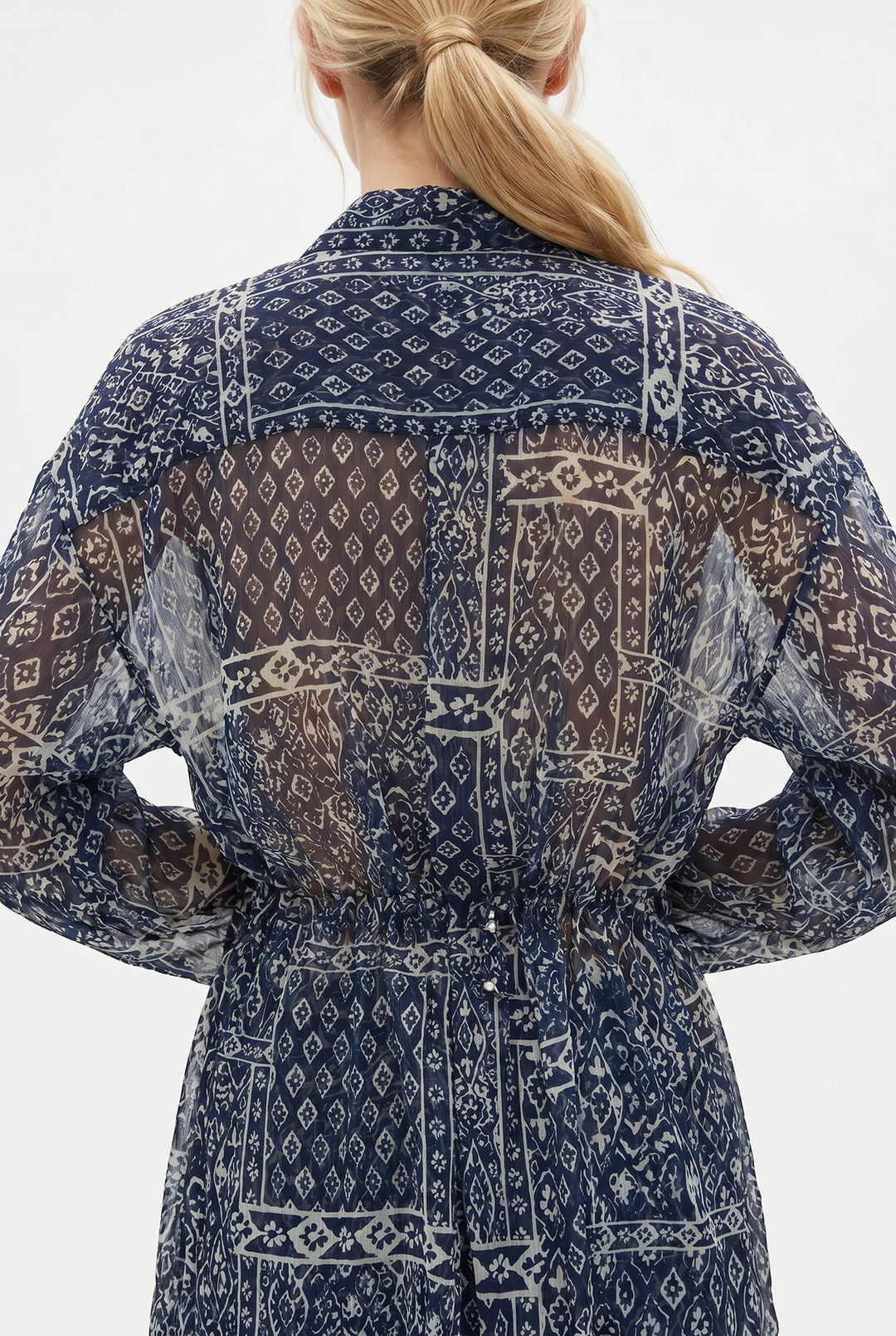Etnik Desenli Beli Bağlamalı Kısa Kimono Lacivert