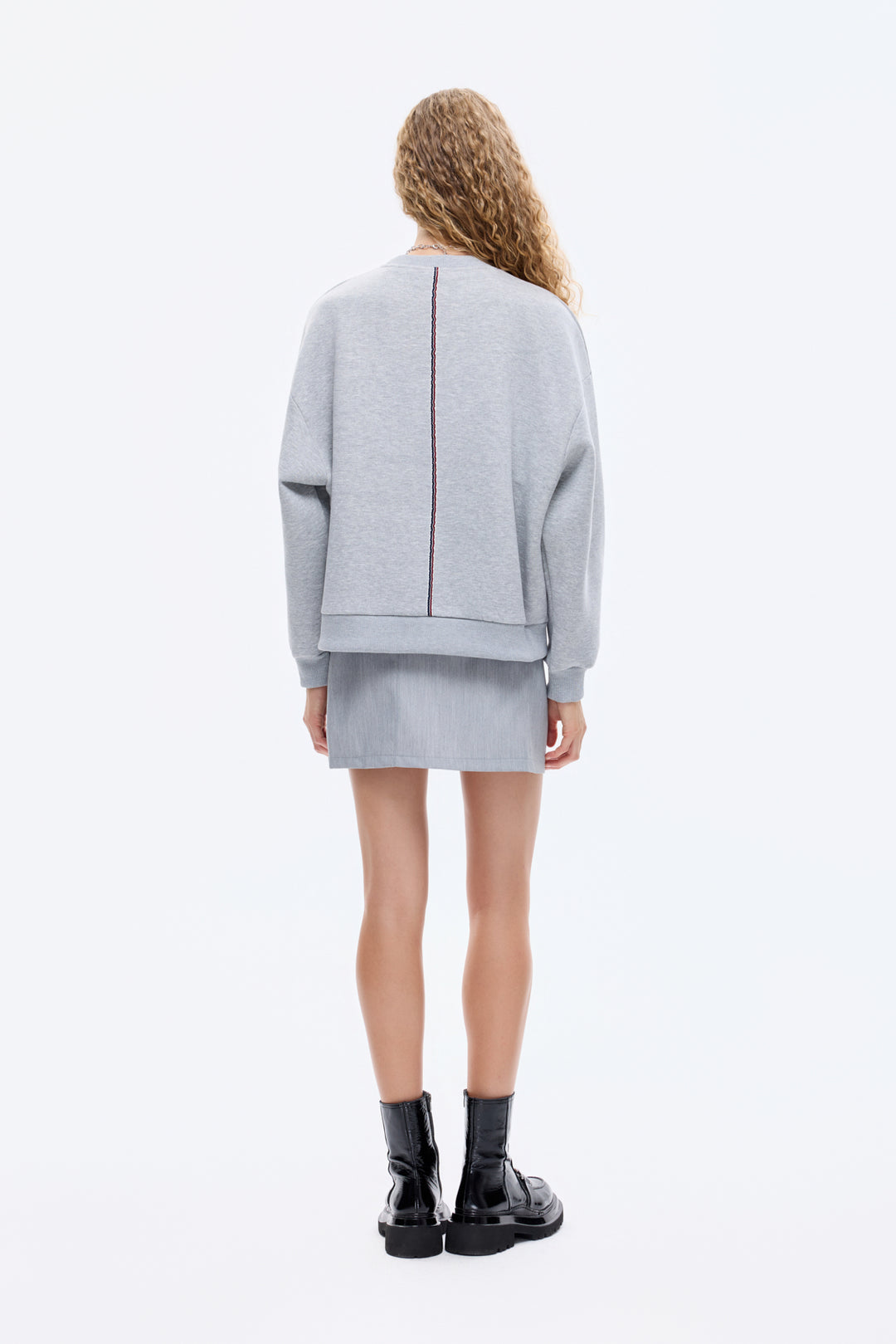 Yazı Baskılı Nakış İşlemeli Oversize Sweatshirt Grimelanj