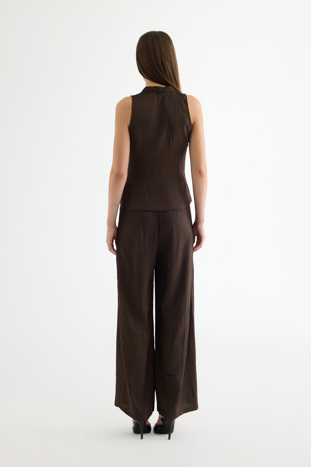 Toka Aksesuarlı Anvelop Bluz Kahverengi