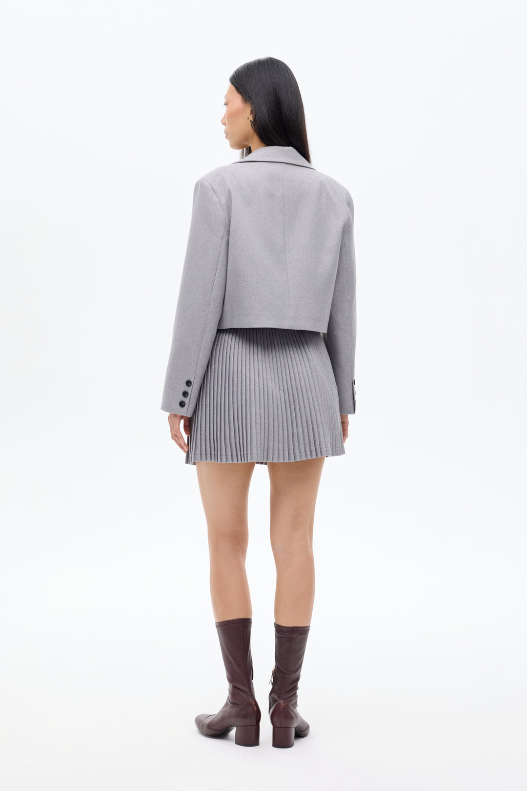Broş Aksesuarlı Düğmeli Crop Blazer Ceket Gri